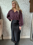Load image into Gallery viewer, Satin Skirt Black