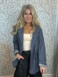Load image into Gallery viewer, Striped blazer Blue