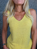 Load image into Gallery viewer, Cille top yellow