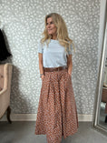 Load image into Gallery viewer, Dot skirt Blue dots