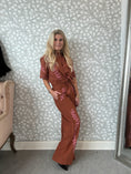Load image into Gallery viewer, Hya pants Brown