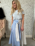 Load image into Gallery viewer, Striped skirt