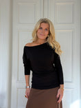Load image into Gallery viewer, Casy Blouse Black