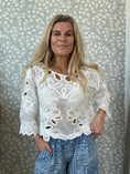 Load image into Gallery viewer, Dora Blouse