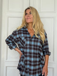 Load image into Gallery viewer, Ree Shirt