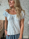 Load image into Gallery viewer, Bluse9