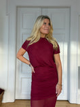 Load image into Gallery viewer, Kila dress bordeaux