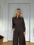 Load image into Gallery viewer, Perla suit Brown