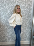 Load image into Gallery viewer, Pocket jeans with studs