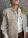 Load image into Gallery viewer, Knit vest beige/offwhite
