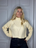 Load image into Gallery viewer, Vilo Knit offwhite