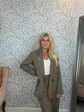Load image into Gallery viewer, Zika blazer Taupe