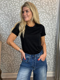 Load image into Gallery viewer, Black tee