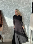 Load image into Gallery viewer, Joy dress Black