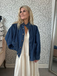 Load image into Gallery viewer, Soft denim jacket blue