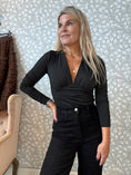 Load image into Gallery viewer, Mora Shirt Black