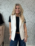 Load image into Gallery viewer, Zaka vest