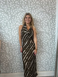 Load image into Gallery viewer, Safari dress Dark green