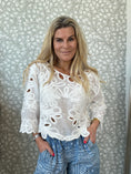 Load image into Gallery viewer, Dora Blouse