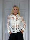 Load image into Gallery viewer, Kate Blouse White