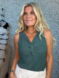 Load image into Gallery viewer, Cille top Knot green