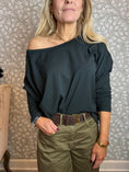 Load image into Gallery viewer, Basic tee Dark Green