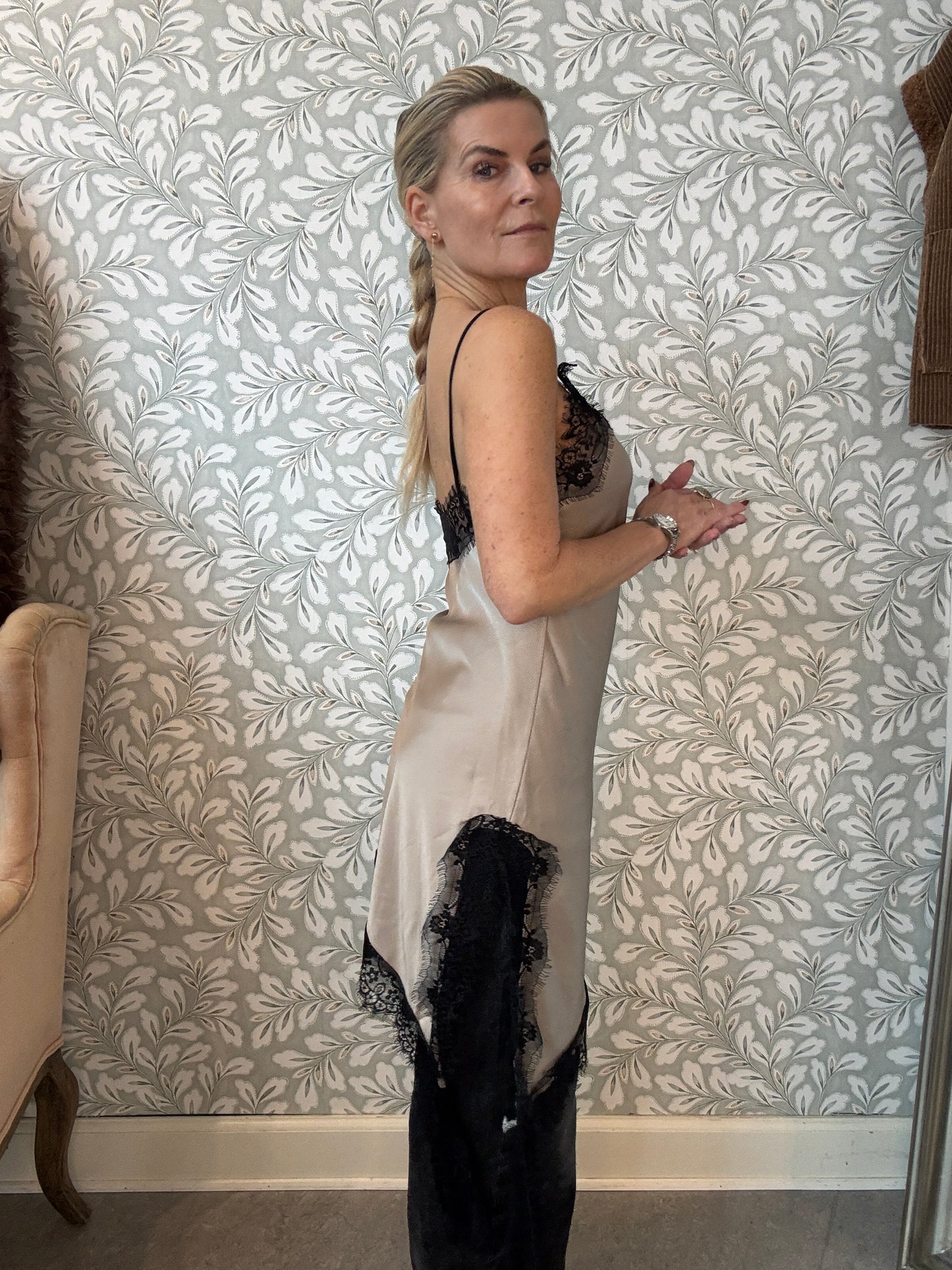 Lace dress/top beige