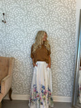Load image into Gallery viewer, Flower Skirt white