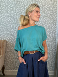 Load image into Gallery viewer, Basic tee shortsleeve turkis