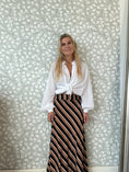 Load image into Gallery viewer, Veli skirt Brown