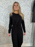 Load image into Gallery viewer, Knot dress Black