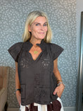 Load image into Gallery viewer, Ditte Blouse Brown