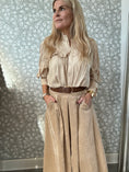 Load image into Gallery viewer, Velvet Skirt beige