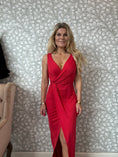 Load image into Gallery viewer, Red dress