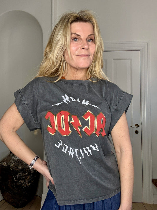 T-shirts5