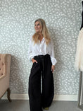 Load image into Gallery viewer, Tilly pants Black
