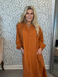 Load image into Gallery viewer, Boho kaftan shirtdress
