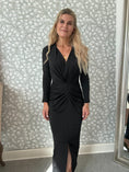 Load image into Gallery viewer, Draped dress Black
