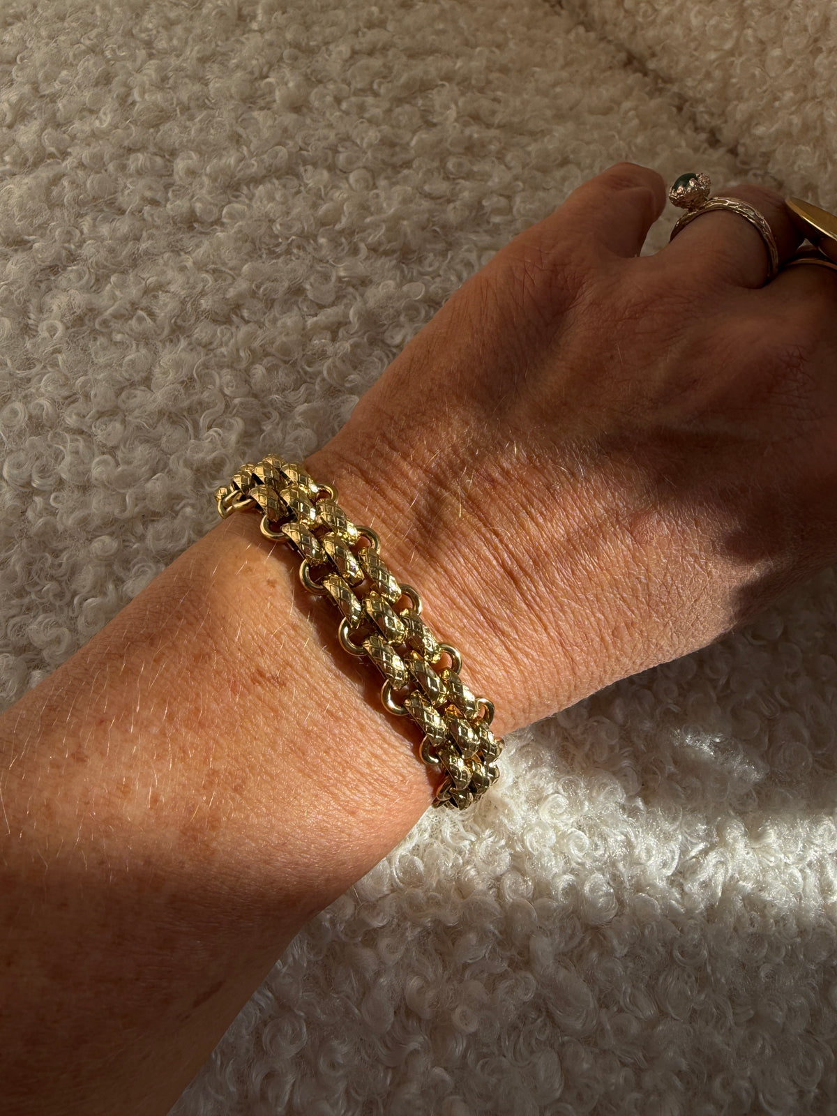 Chain bracelet