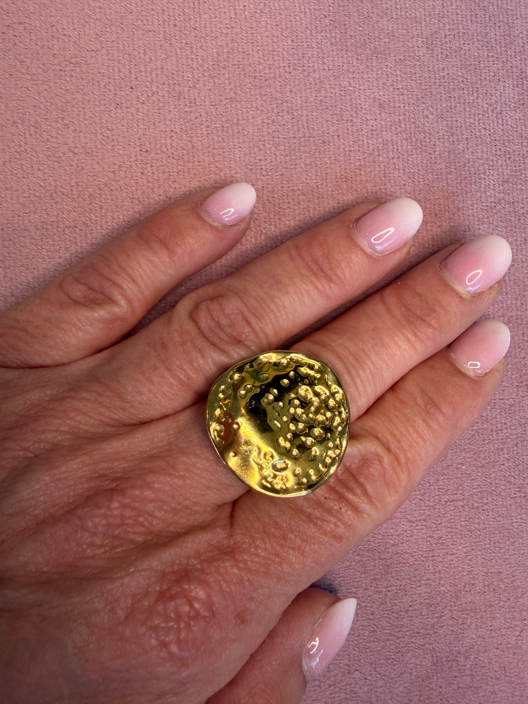 Round plate ring