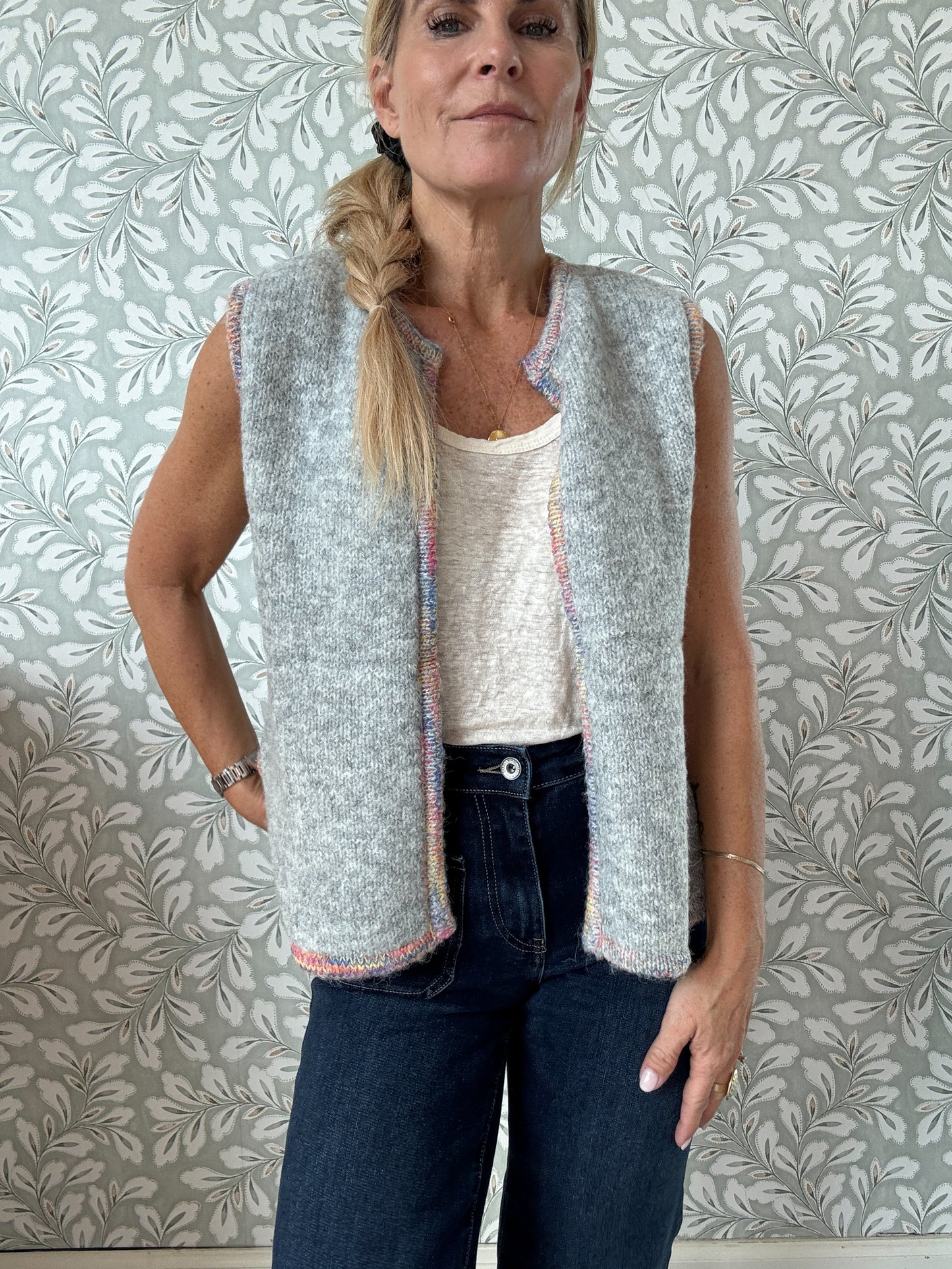 Knit Vest Grey