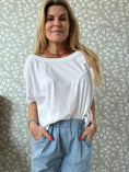 Load image into Gallery viewer, Basic tee short sleeve white
