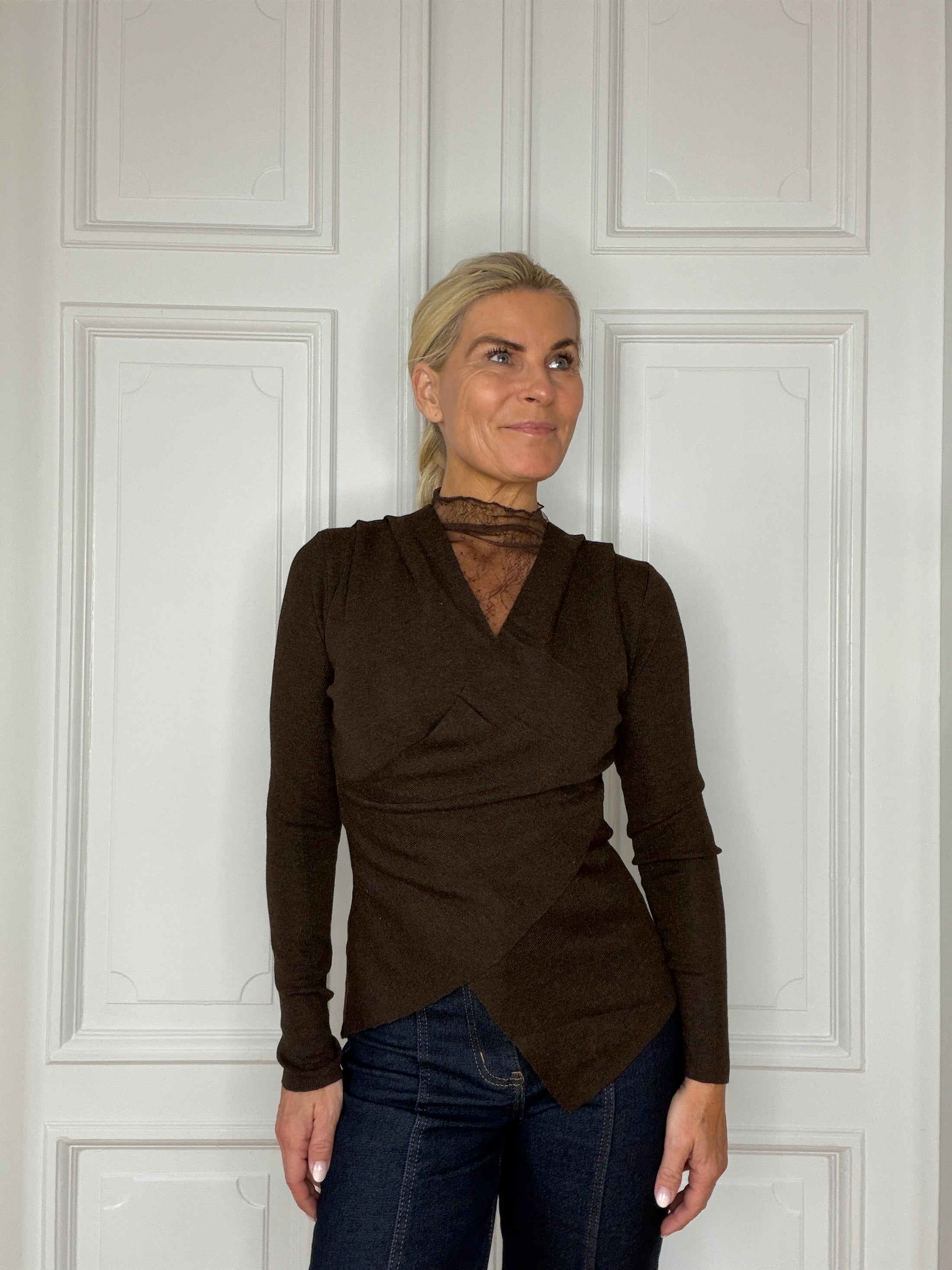 Lace pullover chokolate