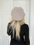 Load image into Gallery viewer, Cashmere Barret beige
