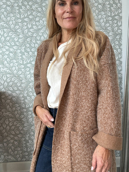 Lila Coat Camel