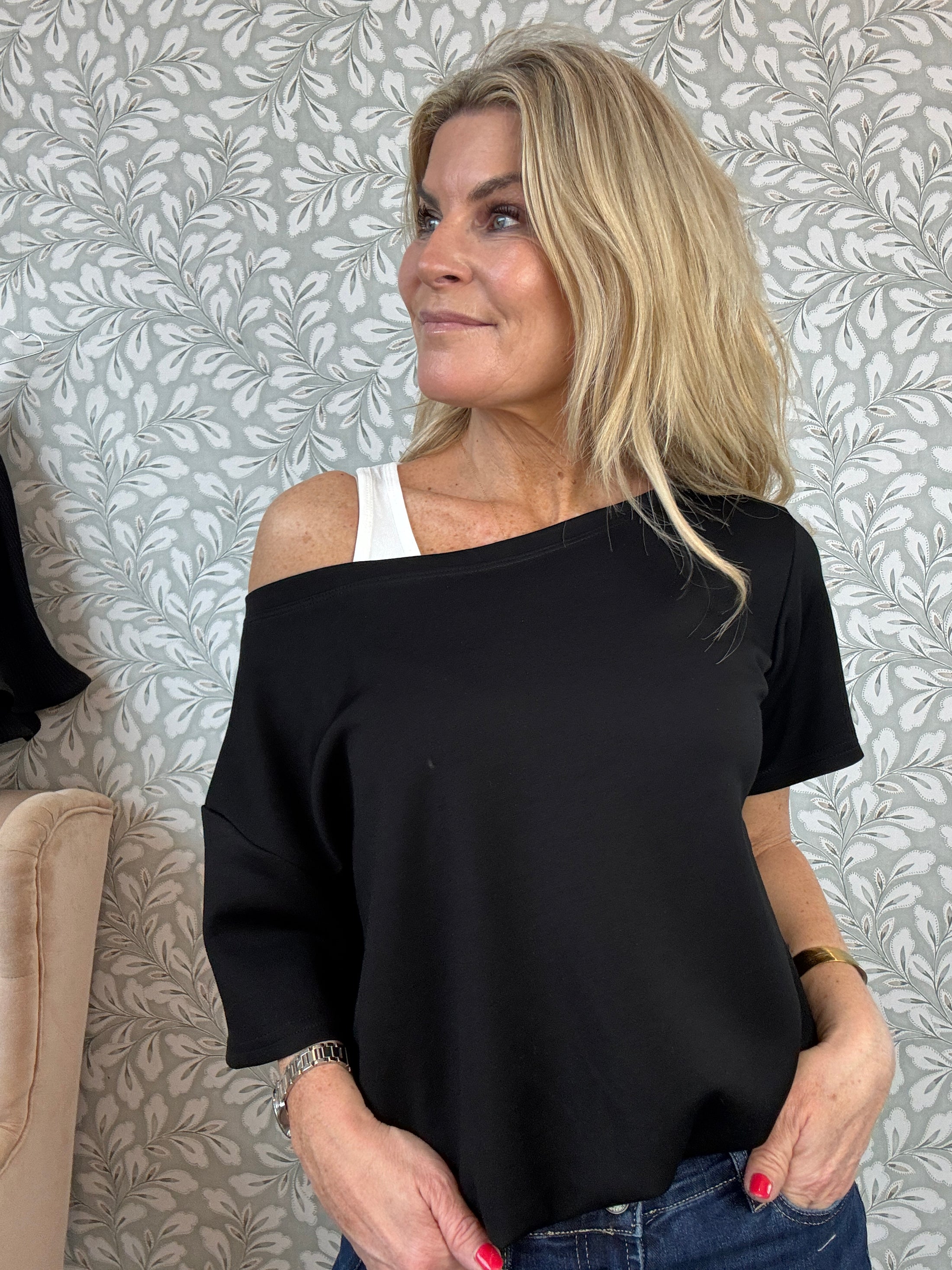 Boxy shirt with top Black