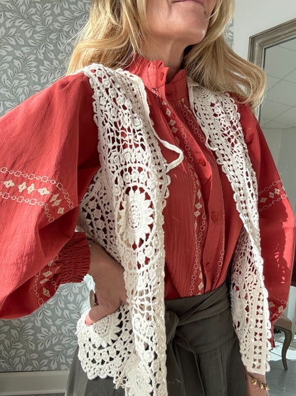 Vest10