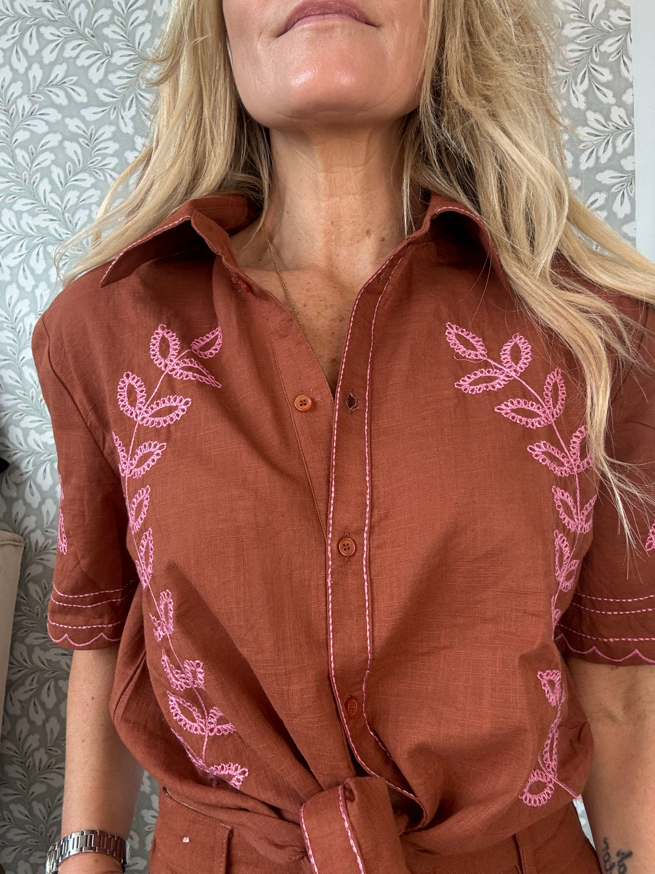 Hya Shirt Brown