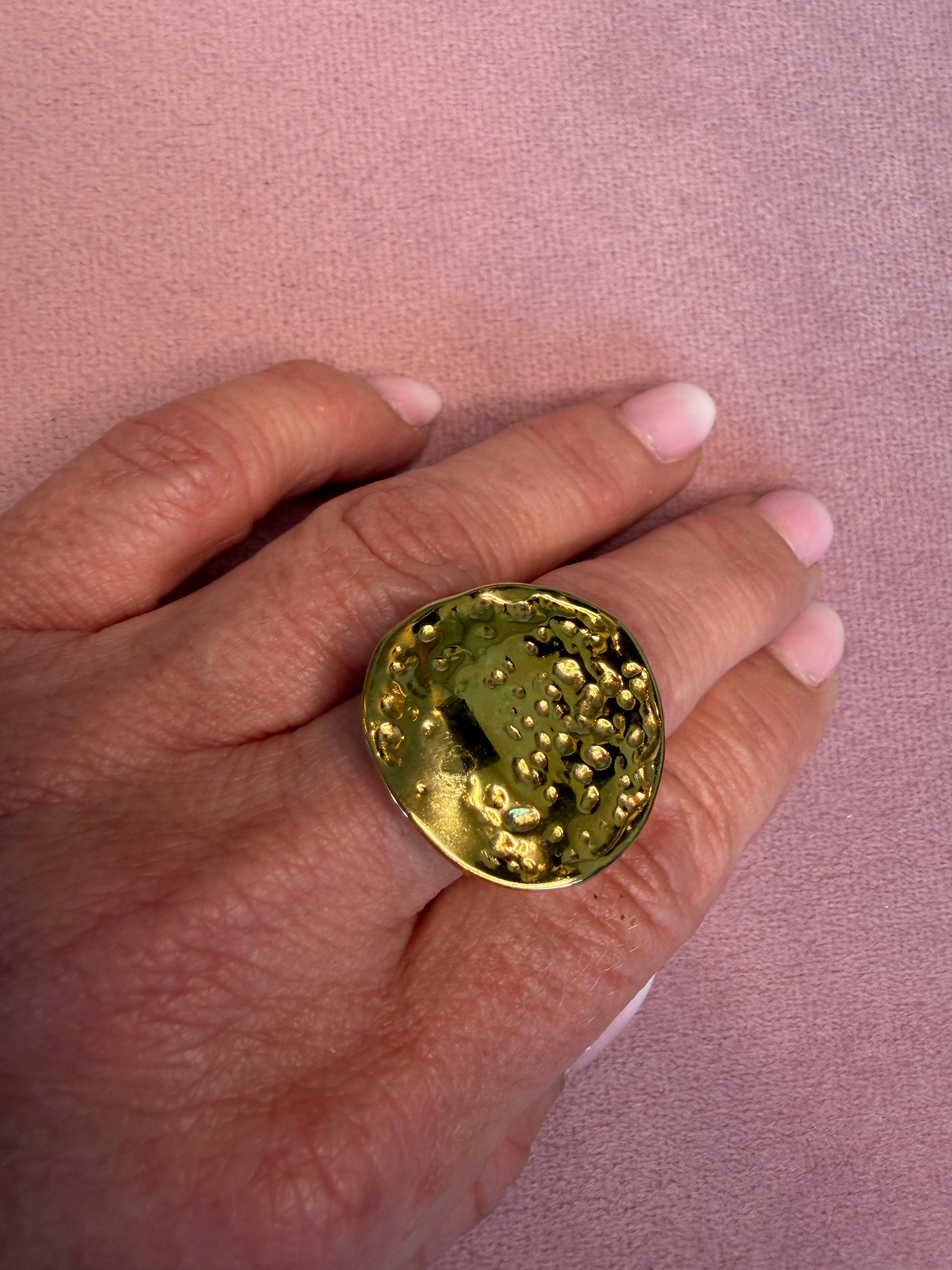 Round plate ring