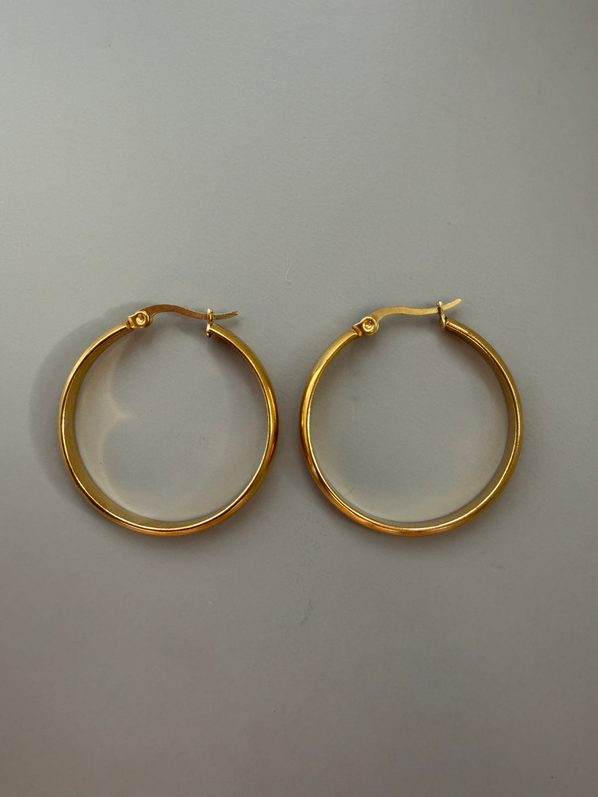 Clara Hoops